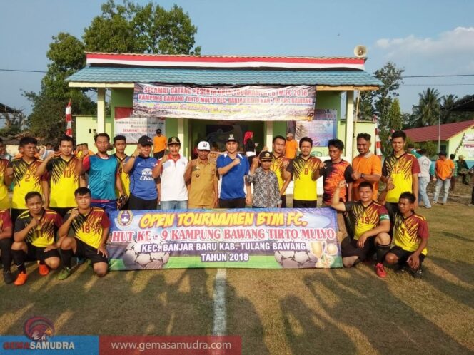 
					Wakil Bupati Tuba HendriwanSyah Resmi Membuka Turnamen Sepak Bola