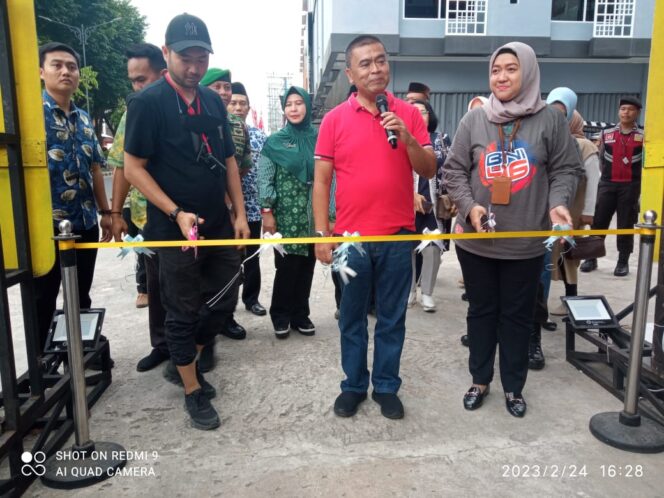 
Sekda Kota Metro Resmikan Metro Sudirman Street Food Kelas 02