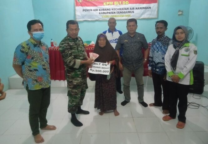 Jelang Bulan Ramadhan, Aparatur Pekon Air Kubang Dahulukan Kebutuhan KPM Melalui  BLT DD..!!