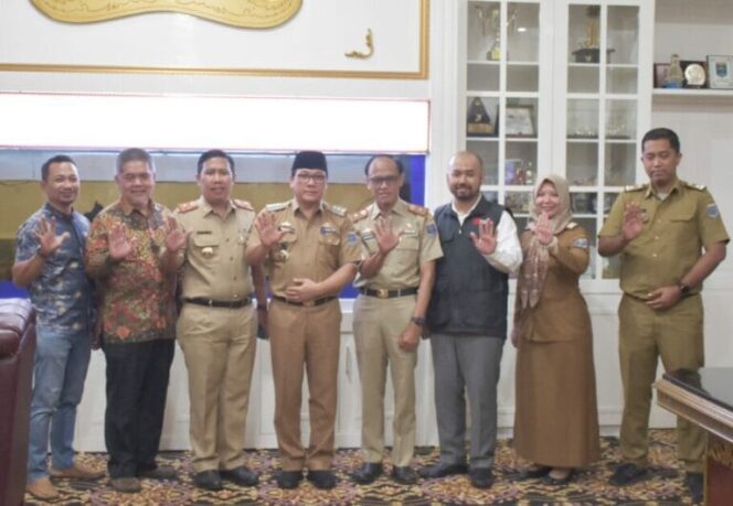 Walikota Metro Menerima Audensi Tim Profesi Ahli kontruksi.Arsitektur Serta MEP Pemkot Metro