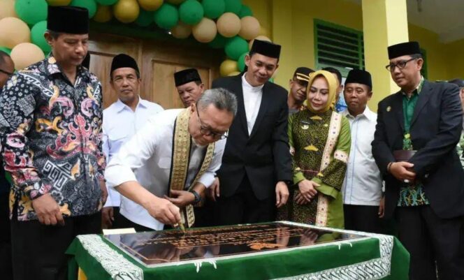 
Mendag Resmikan Pabrik TO ME Coffee di SMK Muhammadiyah Tumijajar Tubaba