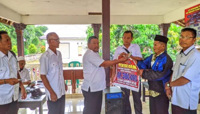 
Pemerintah Tiyuh Sumber Rejo Salurkan BLT-DD ke 25 KPM