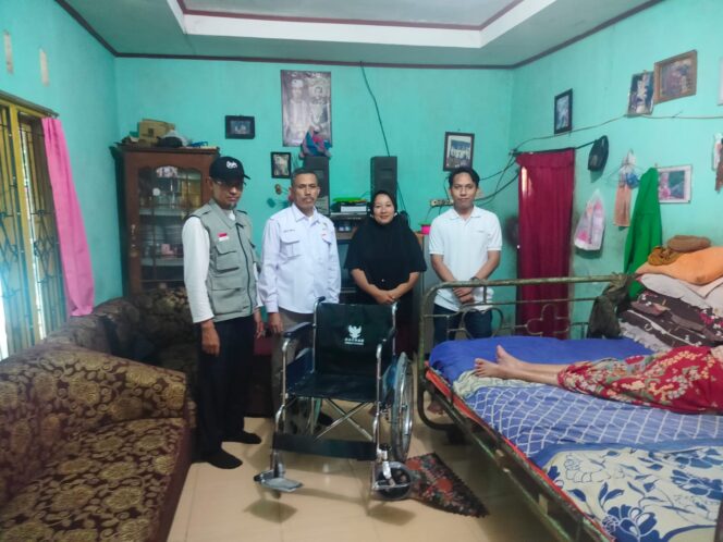 
BAZNAS Kabupaten Tanggamus Kembali Berikan Bantuan Medis di Pekon Talang Padang
