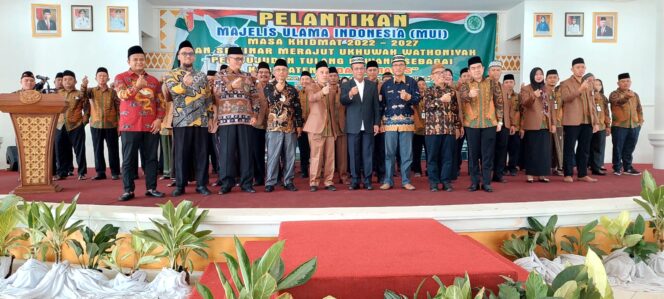 
Pelantikan Pengurus MUI Kabupaten Tulang Bawang Diharapkan Menjadi Momentum Pemersatu Umat dan Pelopor Pembangunan
