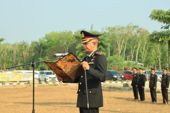
Kapolres Tulang Bawang Barat Pimpin Upacara Memperingati Hari Kesaktian Pancasila.