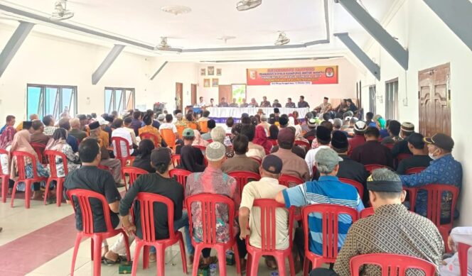 
Puluhan Personel Gabungan TNI-Polri Amankan Pilkakam Antar Waktu di Polsek Banjar Agung