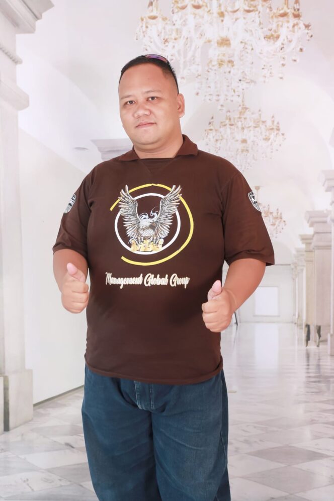 
Catur Teguh Wiyono: Kisah Perjuangan Seorang Guru Yatim Piatu