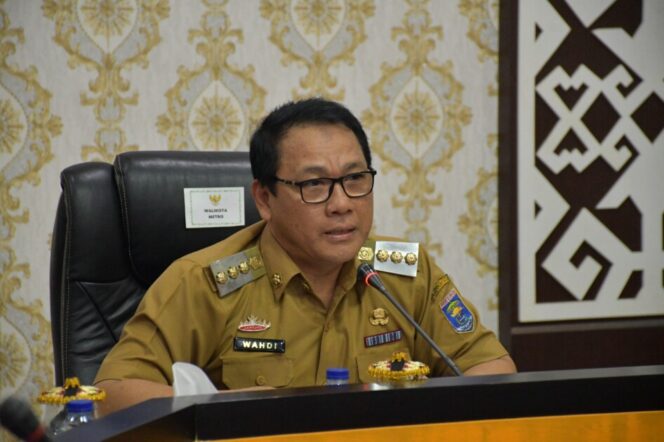 
WAHDI  MEMBANGUN SDM KOTA METRO SANGAT PENTING SEKALI SEBAGAI INVESTASI