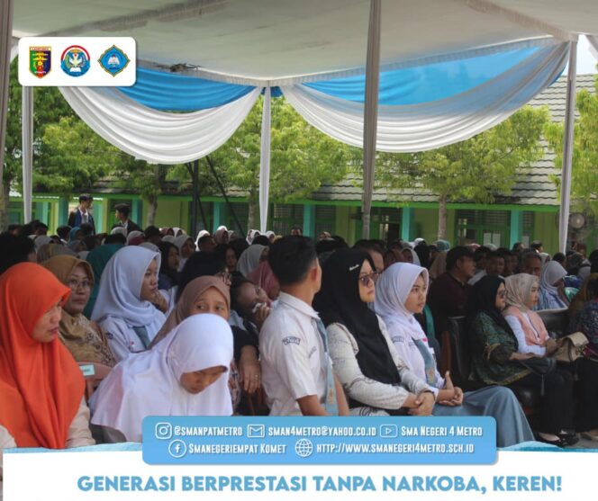 
Antusias Para Wali Murid dan Siswa siswi SMAN 4 Kota Metro Adakan Kegiatan Parenting