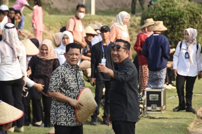 
TAF Masuk 110 KEN 2024, Pj Bupati M. Firsada : Tubaba Akan Jadi Pangung Seni Budaya Nasional dan Mendunia