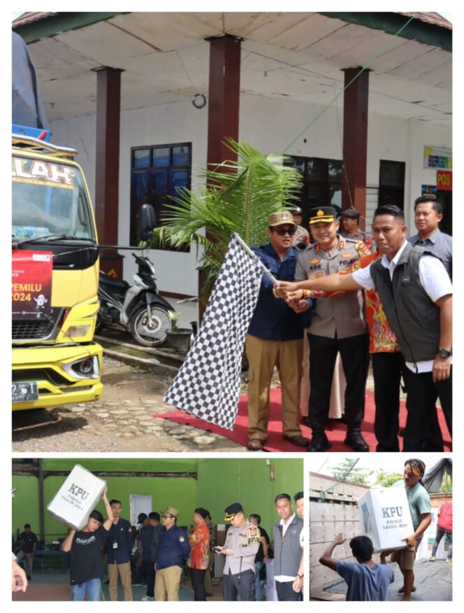 
Kapolres Mesuji Bersama Ketua KPU Dan Stakeholder Lainnya Melepas Pendistribusian Logistik Pemilu 2024