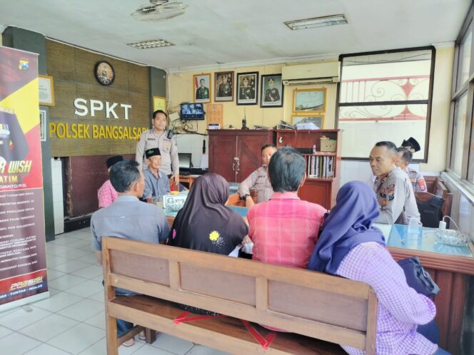 
Makam Nenek Ti’ah yang dibongkar, Kerabatnya Melaporkan ke Polsek Bangsalsari.