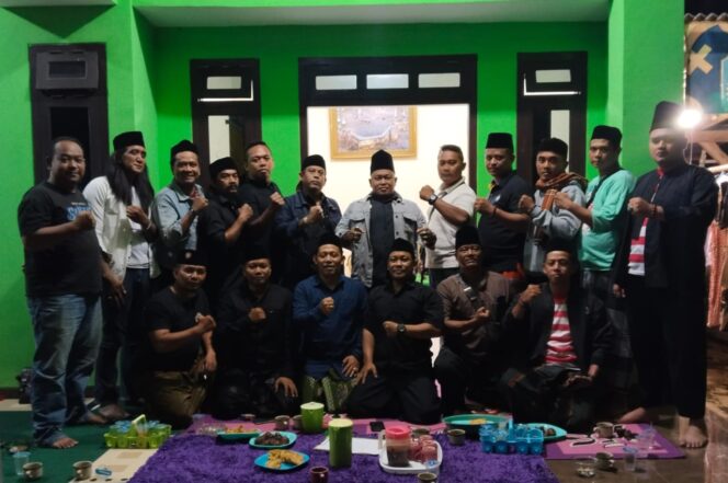 
Deklarasi Ormas MADAS (Madura Asli) di Kabupaten Jember Berjalan Dengan Hikmat