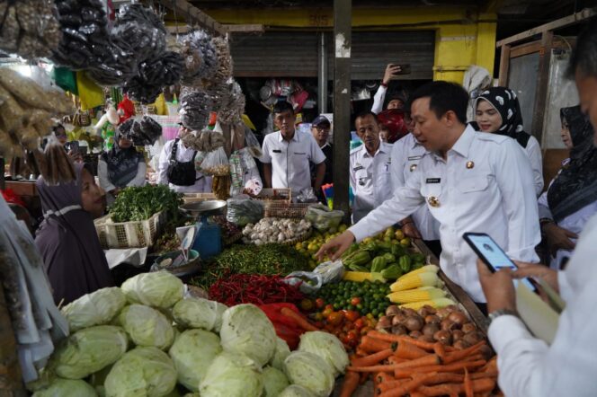 
Monitoring Harga Kebutuhan Pokok, Marindo: Harga Masih Stabil 