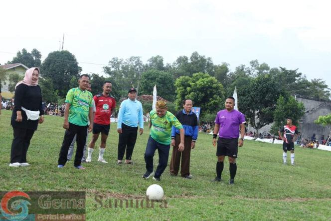 
Bupati Lamtim Dawam Rahardjo Tutup Kompetisi Liga Way Bungur 2024