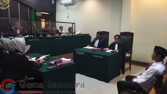 
Sidang Lanjutan Kasus Pidana Kades Sukamakmur, Kok ada yang aneh ya!!