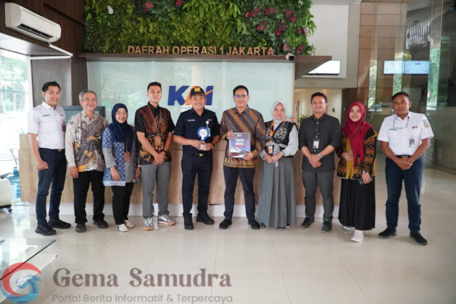 
Benchmark Kementerian Agama Republik Indonesia Mengunjungi KAI Daop 1 Jakarta