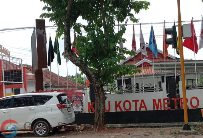 
Breaking News, KPU Luncurkan Press Release Diskualifikasi WARU