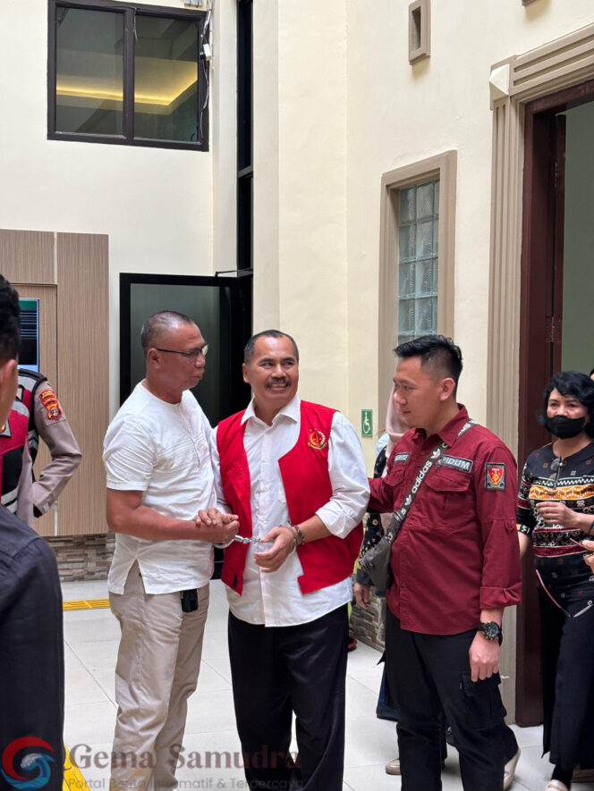 
Hakim Vonis Mantan Kepala Bapenda Pringsewu Tiga Tahun Penjara Terkait Korupsi BPHTB