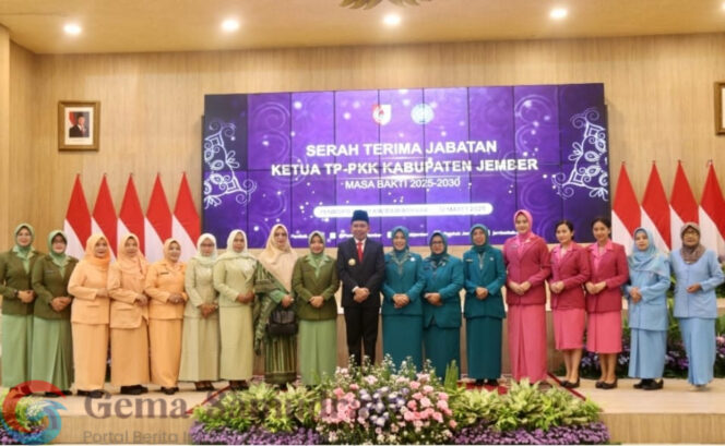 
Serah Terima Ketua TP-PKK Kabupaten Jember Masa Bakti 2025 – 2030.