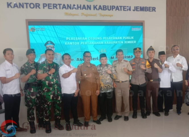 
Wabup Jember Djoko Susanto, Menghadiri Peresmian kantor ATR BPN Jember.