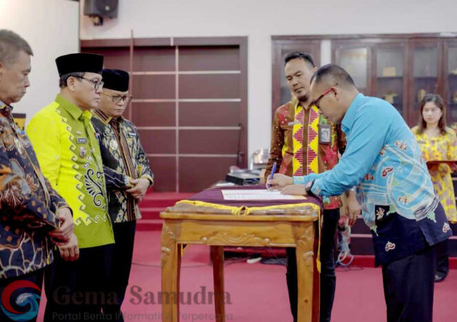 
Pemerintah Kota Metro Tandatangani Perjanjian Kinerja 2025, Tegaskan Komitmen Peningkatan Kinerja OPD