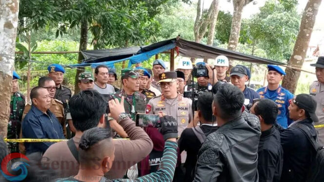 
Temukan 12 Selongsong Peluru Kapolda dan Danrem Akan Berkolaborasi Ungkap Pelaku