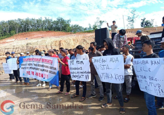 
Masyarakat Geruduk PT PSM Menuntut Izin Amdal Selesai, Namun Sudah Beroperasi