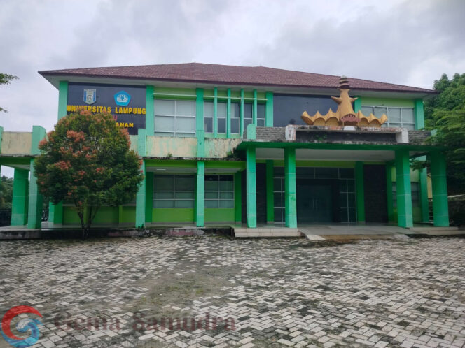 
Kampus PSDKU Unila Way Kanan Sepi, Perpustakaan Terbengkalai