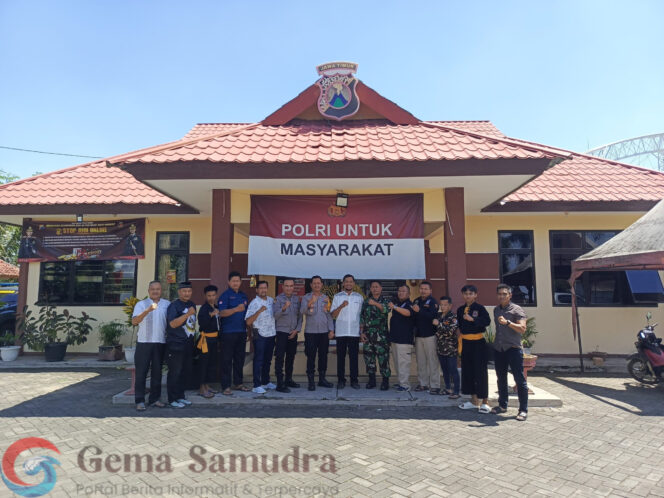
Rakor Mengantisipasi Kerawanan Konflik antar Perguruan Silat dan Masyarakat yang ada di Wilayah Kec. Ajung
