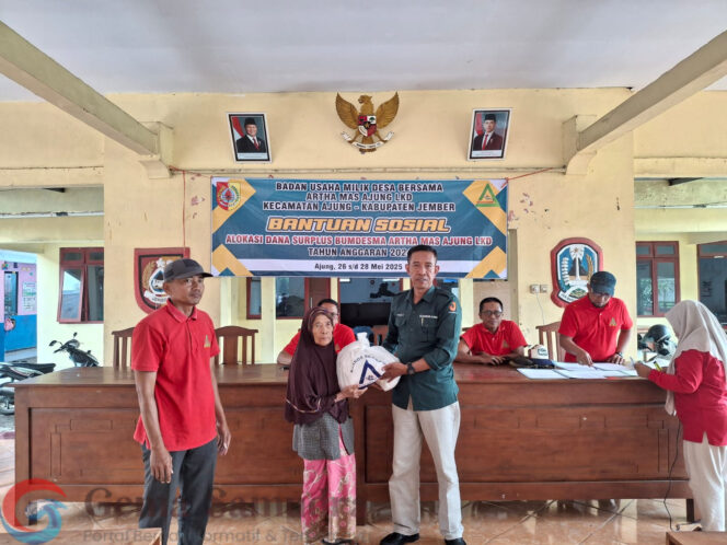 
Bansos Alokasi Dana Surplus Tahun 2025 Bumdesma Artha Mas Ajung LKD di Desa Pancakarya.