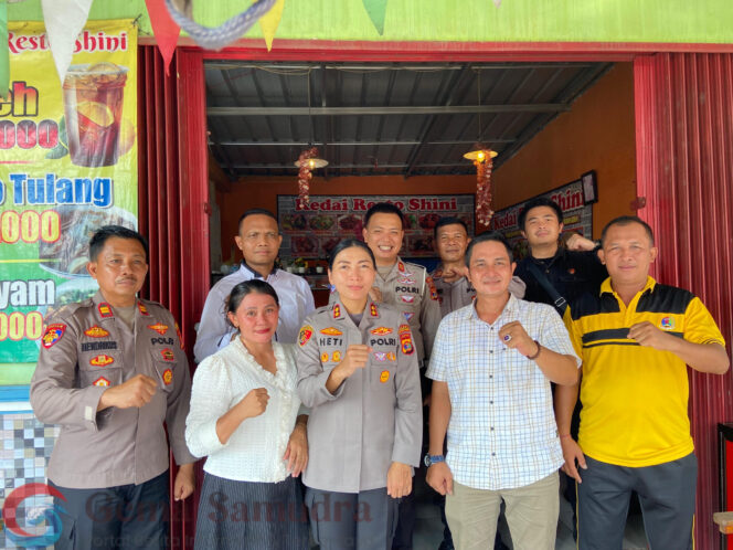 Kapolres Bersama PJU Polres Lamtim Makan Bakso di Kedai Resto Shini