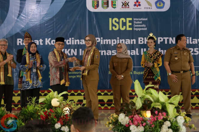 
KKN Internasional Di Lampung Timur, Wakil Gubernur Soroti Isu Krisis Iklim