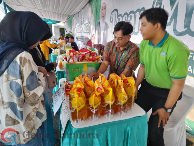 
Disperindag Jatim Gelar Pasar Murah di Dua Tempat, dengan Tujuan Stabilitas Harga Bahan Pokok 