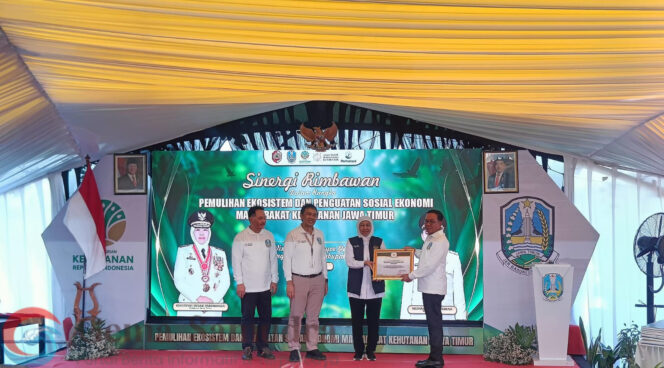 
Jember Mendapatkan apresiasi atas Langkah Nyata Lindungi Ekosistem dan Masyarakat