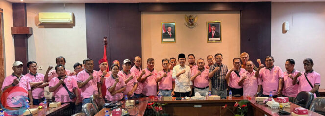 
Gabungan Wartawan Indonesia (GWI) Melaksanakan Audensi dengan Bupati Jember Gus Fawaid