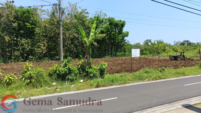 
Semakin Asyik…. Pengrusakan Lahan PTPN X di desa Tugusari akan dilaporkan 