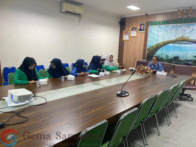 
Persiapan Hari Santri Nasional, Pemkab Gandeng PC Fatayat dan PC NU Pringsewu Gelar Rakor