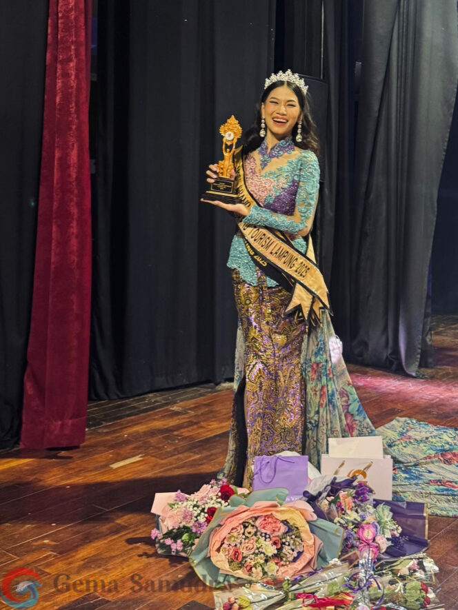 
Putri Tulang Bawang Raih Prestasi, Rere Nj Yusuf Siap Berlaga di Tingkat Nasional