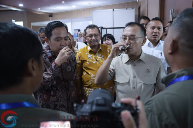 
LP2M Menggelar Seminar Nasional Temu Usaha Pemberdayaan Ekonomi Lokal di Unej.