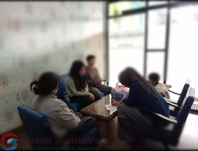 
Konselor Dinas PPA Lampung Timur Dampingi Dua Peserta Konseling