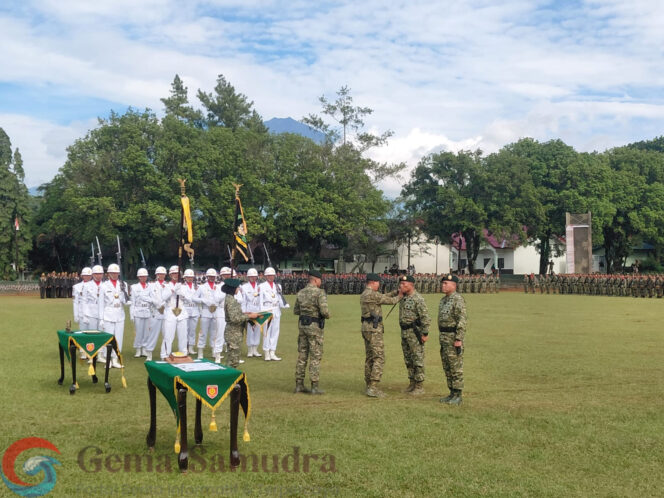 
Pangkostrad: Tekankan Amanah dan Pengabdian dalam Sertijab Panglima Divisi Infanteri 2/Kostrad 