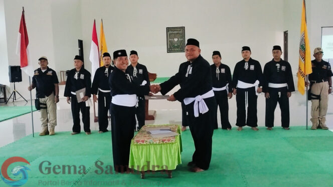 
Pelantikan Ketua Rayon se-Ranting Mumbulsari PSHT Periode 2025–2028 Berlangsung Khidmat