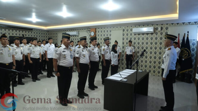 
Imigrasi Jember Melaksanakan Giat Apel Penandatanganan Perjanjian Kinerja Tahun 2026