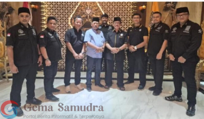 
PSHT Pusat Madiun Soroti Pernyataan yang Menyebar di Medsos : Proses Hukum Masih Berjalan.