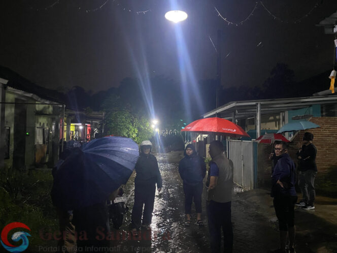 
Satgas Tata Ruang Soroti Pengembang Nakal :  Warga Perumahan Villa Indah Tegal Besar Jember Terendam Banjir.