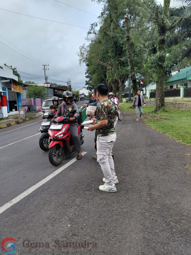 
Tim Relawan TEMPE ABY Bersinergi dengan Provost Brigif 9/DY/2 Kostrad Bagikan Sedekah yang kaya protein di Bulan Suci Ramadhan 1447 H