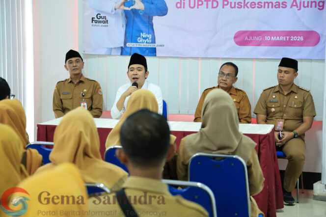 
Gus Fawait Instruksikan Puskesmas dan Ambulans Siaga di Titik Keramaian Antisipasi Lonjakan Wisatawan.