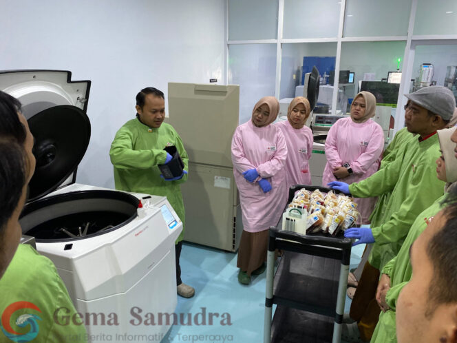 
PMI Jember terus tingkatkan standar mutu pelayanan darah, Lengkapi laboratorium dengan alat Refrigerated Centrifuge 