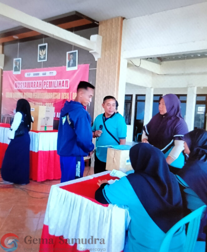 
Oplus_131106